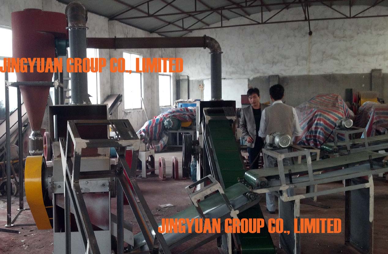 JYC-100 Collecting Machine Collect Dust From Top of Two JYLS-500 Rubber Granulator Machines